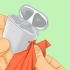 Limpando um estojo airpods