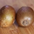 Cortando um kiwi