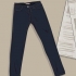 Ilumine um par de jeans