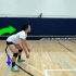 Pegando uma bola de vôlei