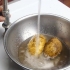 Armazenar batatas descascadas