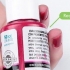 Misturando tinta para obter a cor rosa